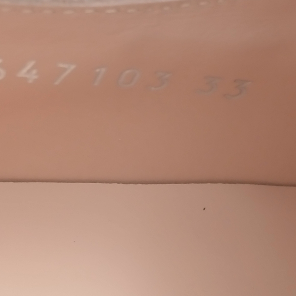 Gucci Graham Size 33 or Size 1.5Y Shoes - Picture 9 of 9
